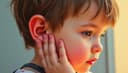 My ear hurts — У меня болит ухо