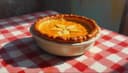 la tourtière [QC] / — [FR] — meat pie