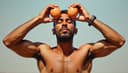 tener huevos — to have guts / balls [vulgar]