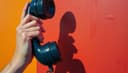 Who's calling, please? — Кто звонит?