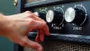 l'ampli — amplifier