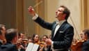le chef d'orchestre — conductor