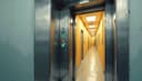 lift - elevator — Aufzug [UK - US]