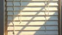 blinds — Jalousien; Rollos