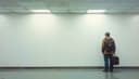 ¿Dónde está la sala de espera? — Where is the waiting room?