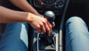 manual transmission — механическая коробка передач