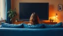 Je regarde la télé — I'm watching TV
