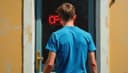 le stagiaire — intern