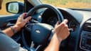 el volante — steering wheel