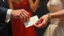 engagement — помолвка