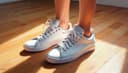 les espadrilles [QC] / les baskets [FR] — sneakers