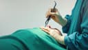 l'intervention chirurgicale — surgical procedure