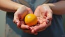 echar un cable — to help out / to lend a hand